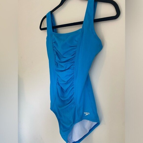 Speedo Women's Blue One-Piece Swimsuit With Ruched Front & Built-In Bra Size 6 - Picture 3 of 6